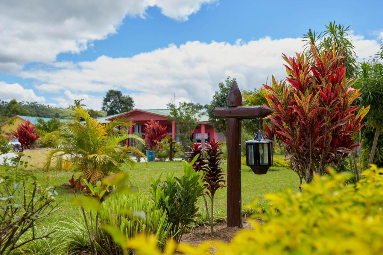 Andasibe Lemurs Lodge Exterior foto