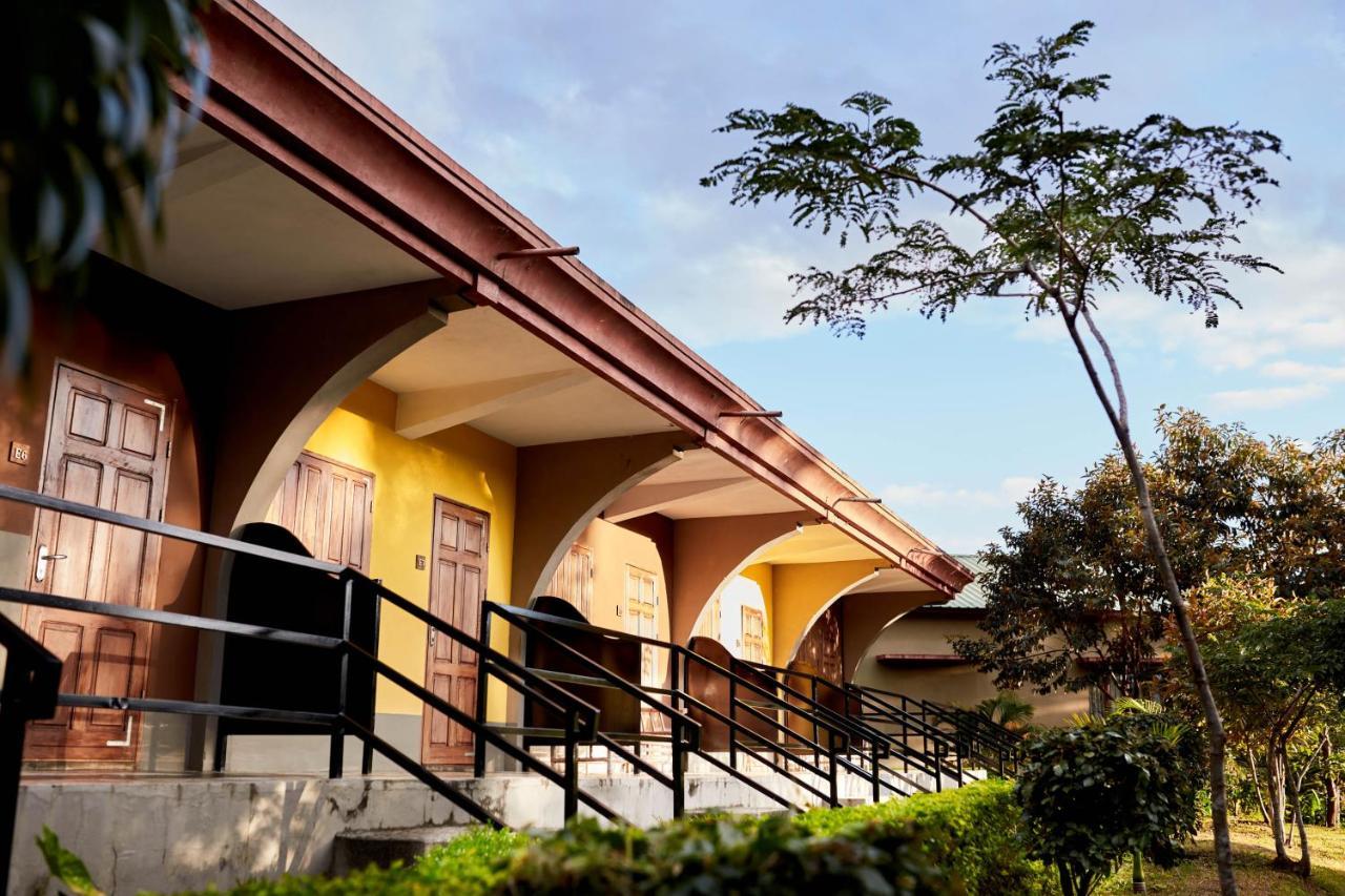 Andasibe Lemurs Lodge Exterior foto